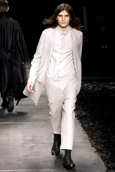 Look 22